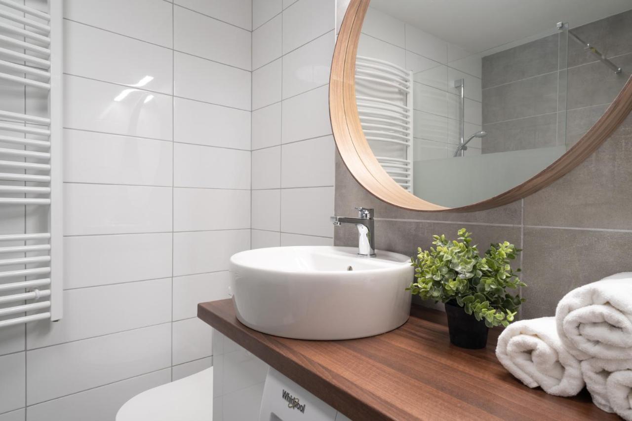 Stylish New Home With View On New York Palace Budapest Esterno foto