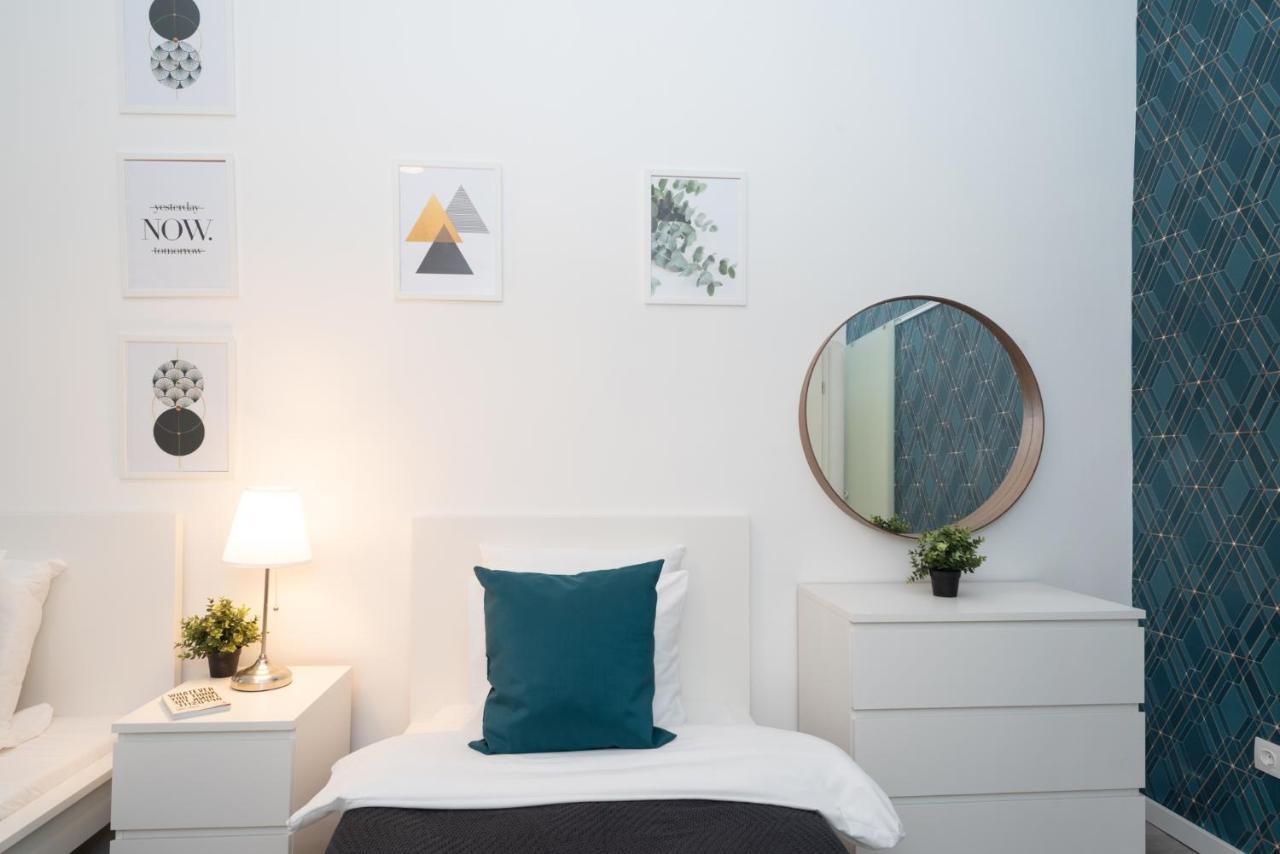 Stylish New Home With View On New York Palace Budapest Esterno foto